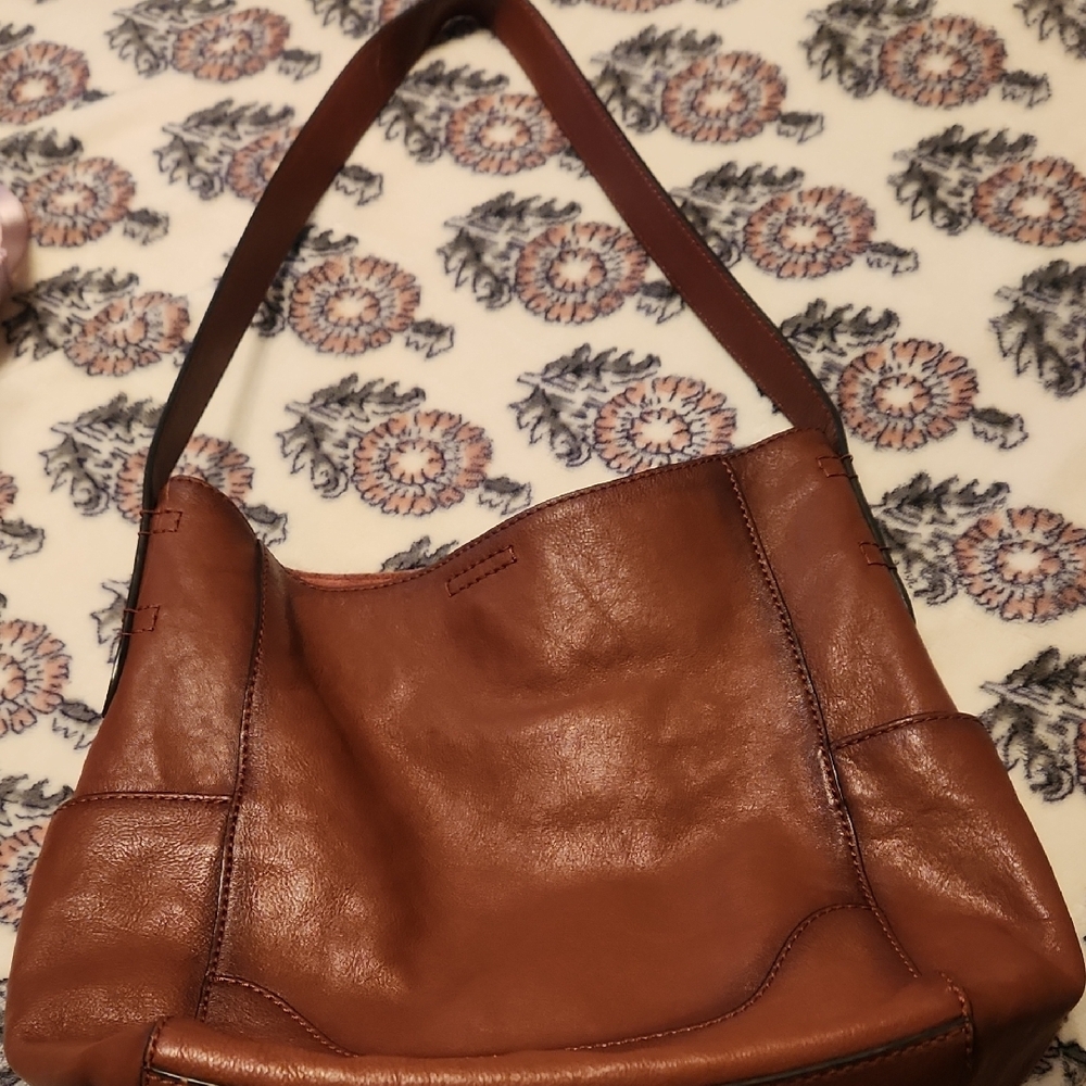 Frye Brown Leather Shoulder Bag With 2 Outside Pockets Magnetic Closure